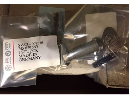 Cylindre de serrure pour trappe de coffre T3 complet avec clé