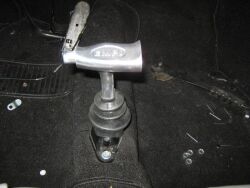 Gear lever T-handle
