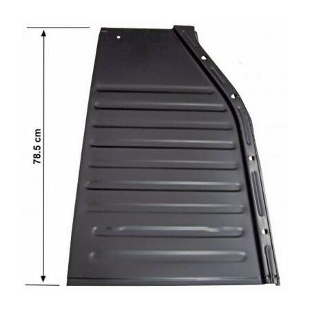 Découpe partielle de tôle de plancher avant droite