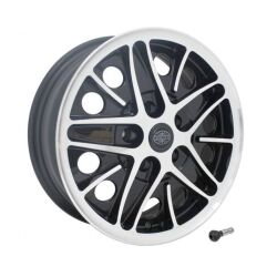 Roue cosmique noire